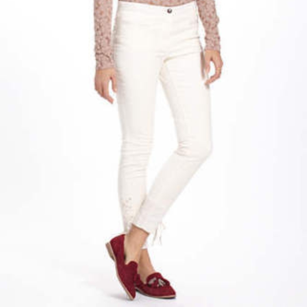 Anthropologie Plush Slims Sz 12. In Ivory